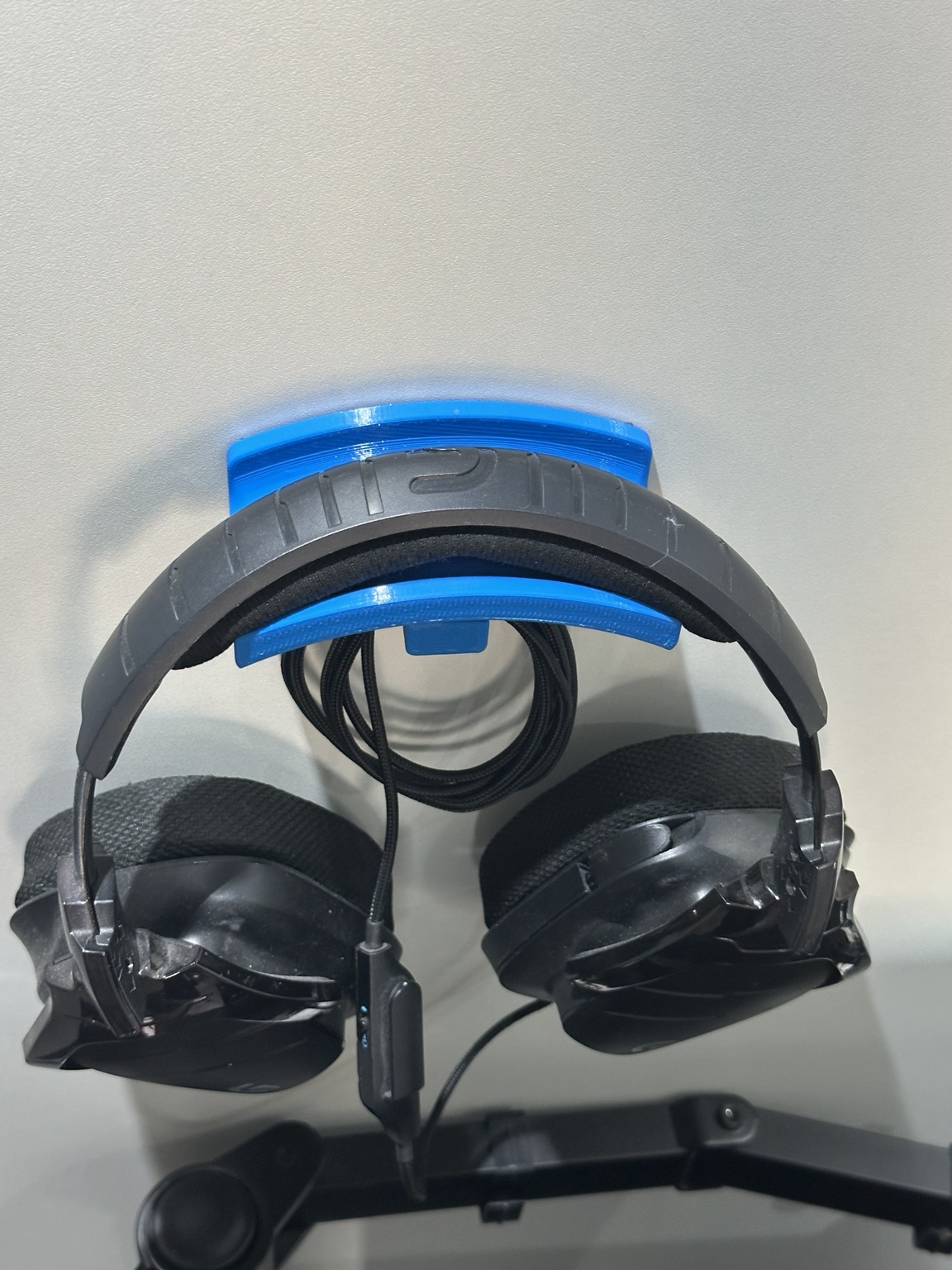 Suporte para headset desenvolvido pela WEMAK